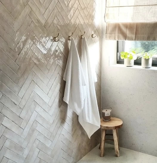 bathroom feature wall tiles Sydney